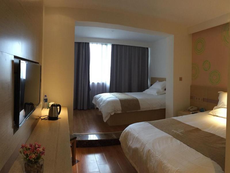 Greentree Inn Xi'An Railway Station Airport Bus Wulukou Subway Station Business Hotel Buitenkant foto